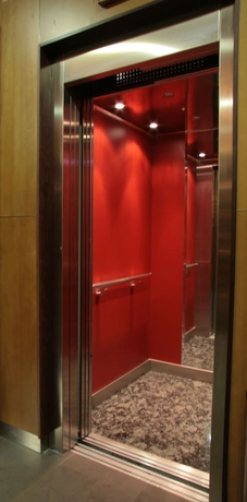 Imagen de los interiores del Hotel 44. Foto 18