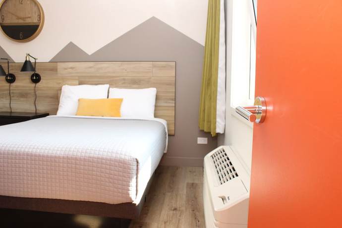 Imagen de la habitación del Hotel 4411 Inn and Suites. Foto 8