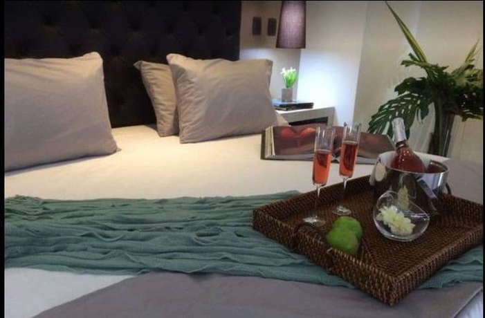 Imagen de la habitación del Hotel 47 Medellin Street. Foto 8