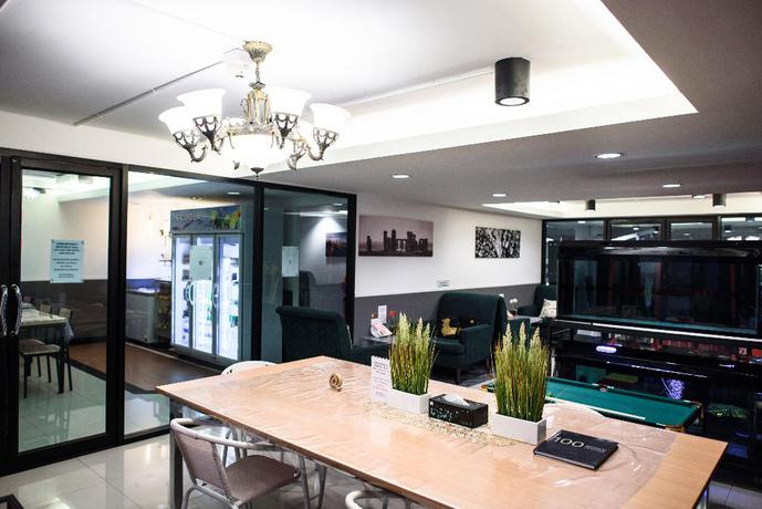 Imagen de los interiores del Hotel 48 Metro Bangkok. Foto 18