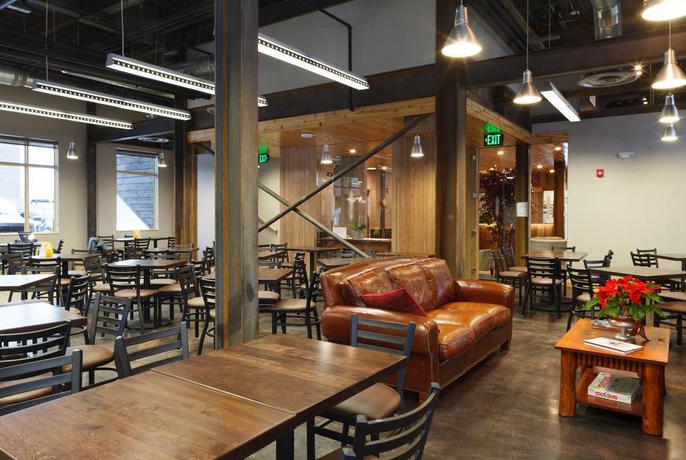 Imagen general del Hotel 49'er Inn and Suites. Foto 7