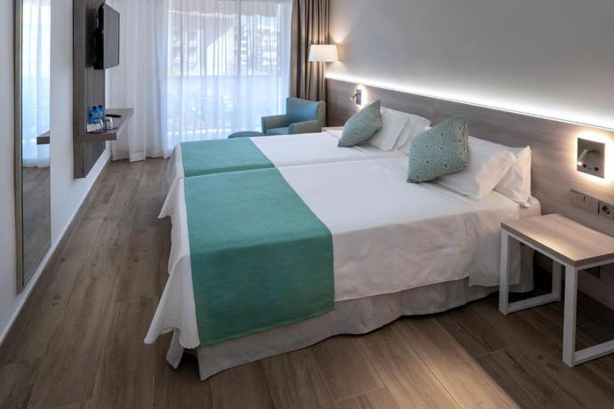 Imagen de la habitación del Hotel 4R Casablanca Playa. Foto 6
