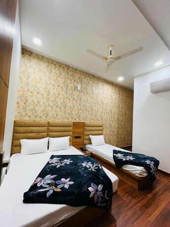 Imagen de la habitación del Hotel 4S Niwas. Foto 8