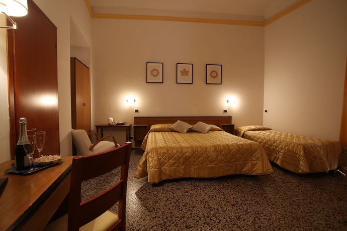 Imagen de la habitación del Hotel 4f Boutique Florence. Foto 15