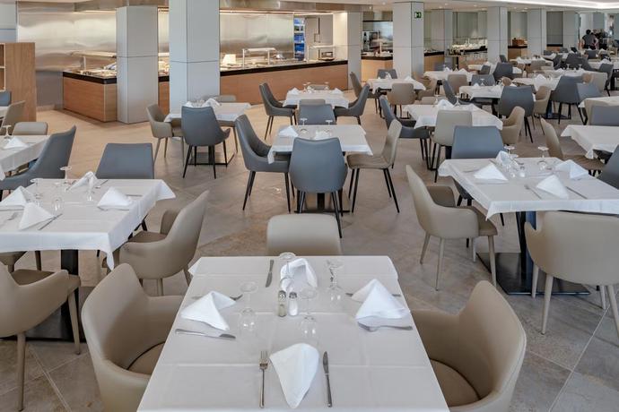 Imagen del bar/restaurante del Hotel 4r Gran Europe. Foto 3