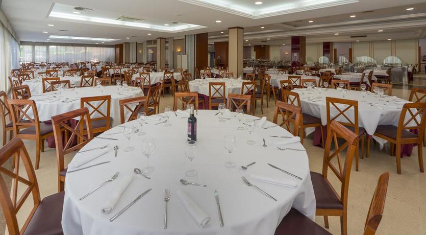 Imagen del bar/restaurante del Hotel 4r Gran Regina. Foto 2