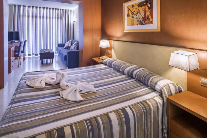 Imagen de la habitación del Hotel 4r Gran Regina. Foto 3