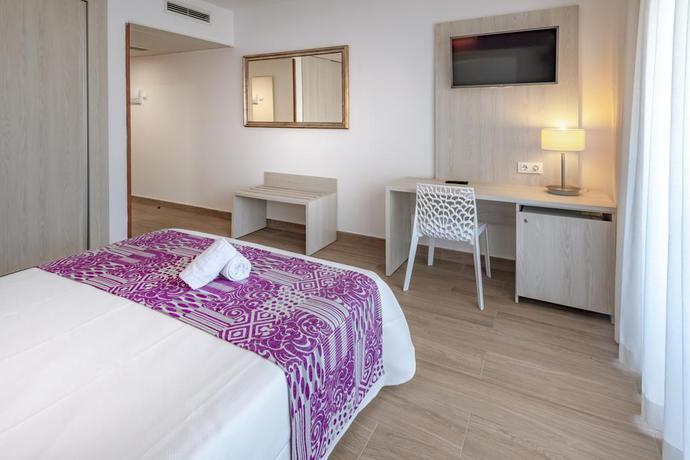 Imagen de la habitación del Hotel 4r Meridià Mar. Foto 5