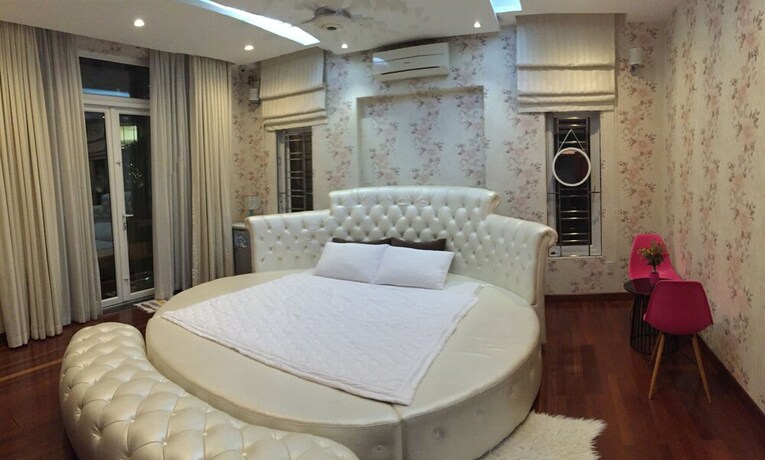 Imagen de la habitación del Hotel 5 Bedrooms Pool Villa w Karaoke. Foto 32