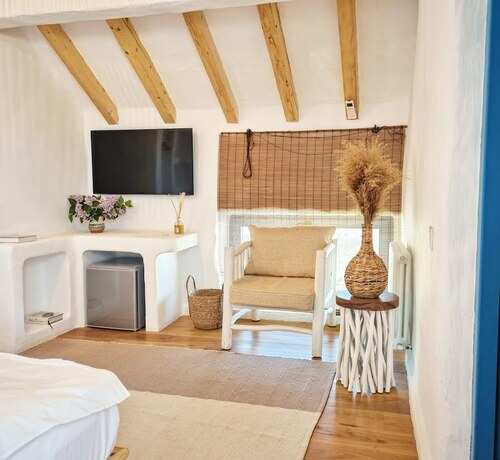 Imagen general del Hotel 5 Chirpici - Small Traditional Resort. Foto 5