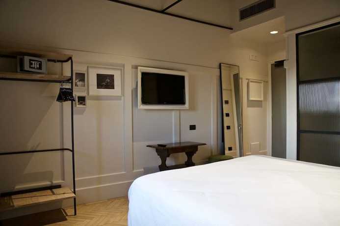 Imagen de la habitación del Hotel 5 Colonne. Foto 6