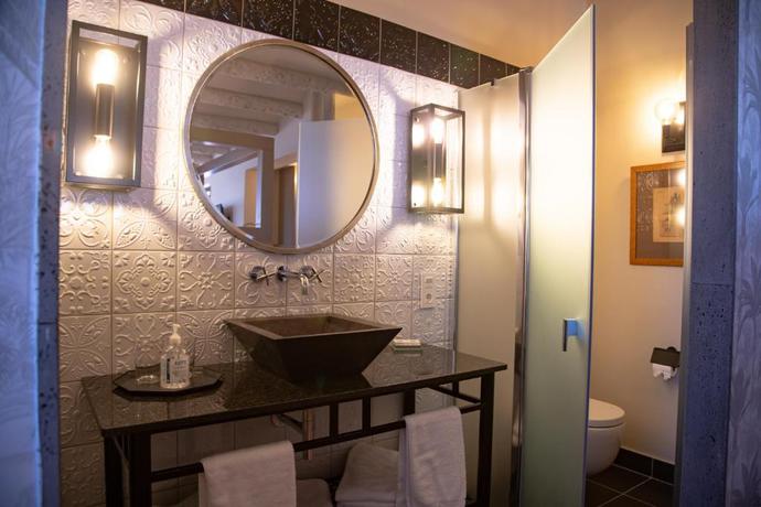 Imagen general del Hotel 5 Suites. Foto 7