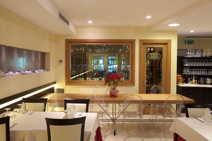 Imagen del bar/restaurante del Hotel 5 Vie. Foto 1