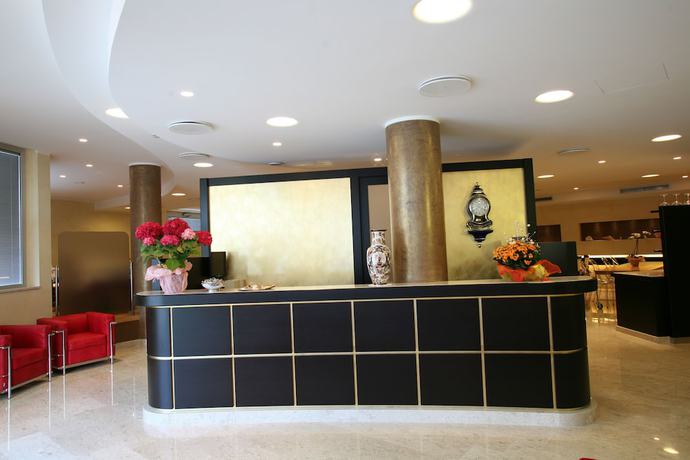 Imagen de los interiores del Hotel 5 Vie. Foto 20