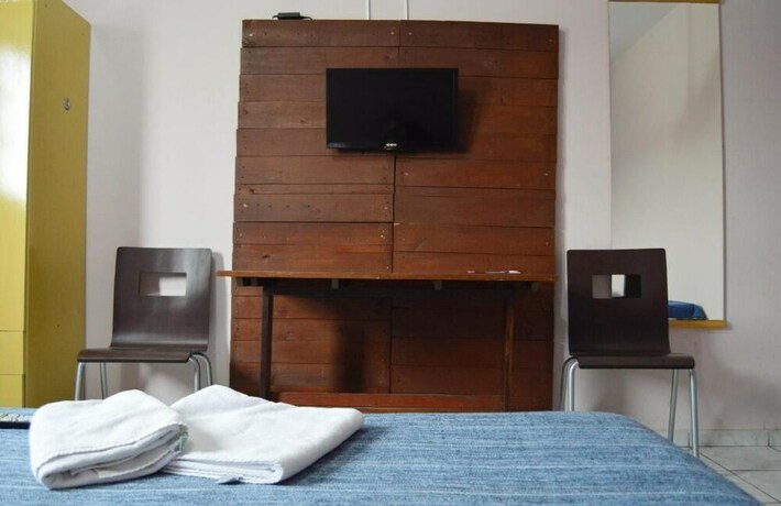 Imagen de la habitación del Hotel 50. Foto 16