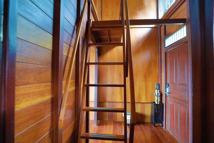 Imagen de la habitación del Hotel 500 Rai Khao Sok Floating Resort. Foto 4