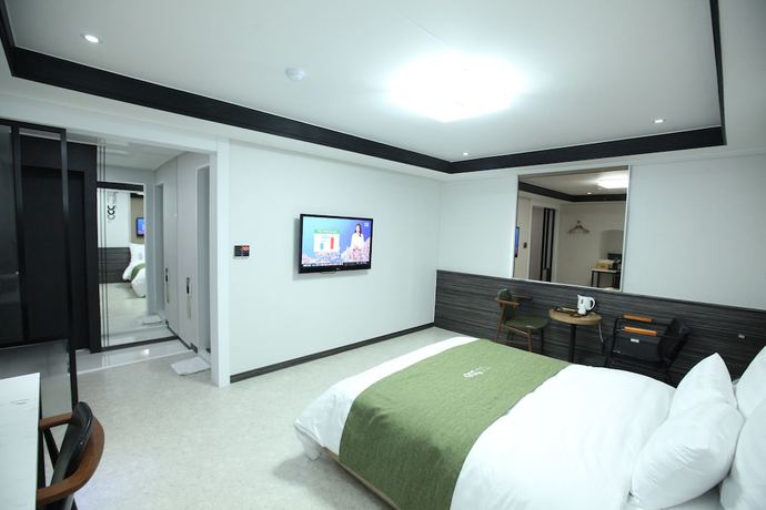 Imagen de la habitación del Hotel 500th. Foto 3
