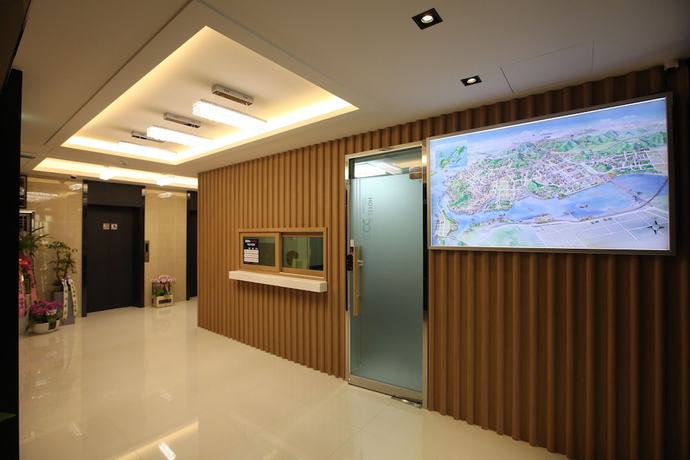 Imagen de los interiores del Hotel 500th. Foto 20