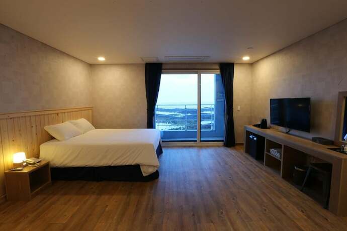 Imagen general del Hotel 52, Jeju. Foto 1