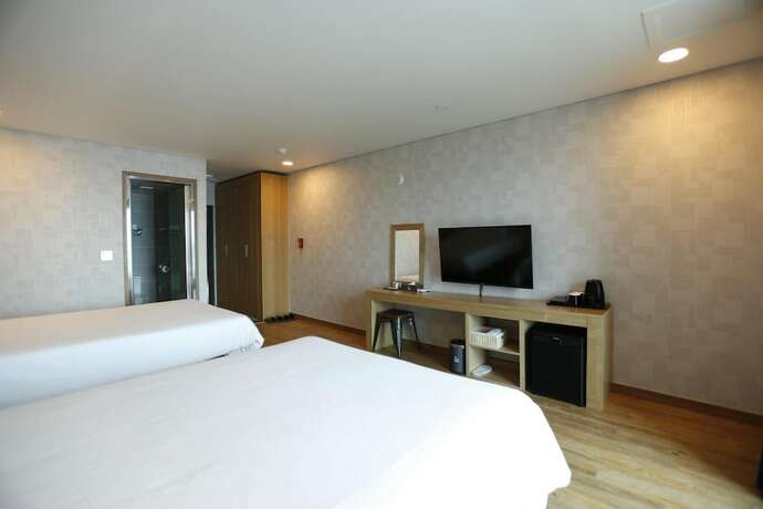 Imagen general del Hotel 52, Jeju. Foto 7