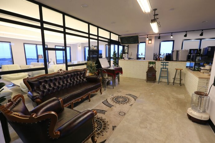 Imagen general del Hotel 52, Jeju. Foto 11