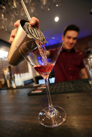 Imagen del bar/restaurante del Hotel 52 - Stanley. Foto 4
