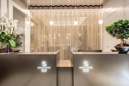 Imagen de los interiores del Hotel 55 Fifty Five. Foto 5