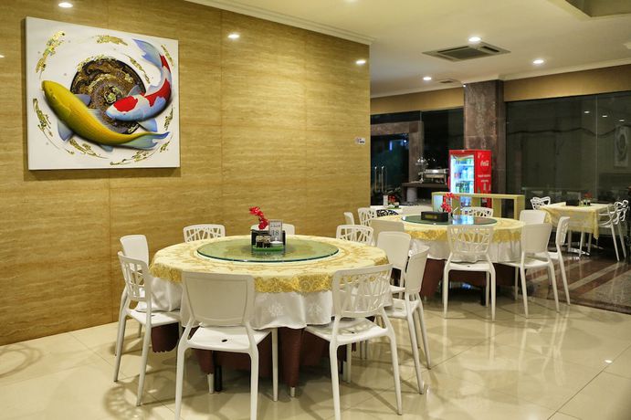 Imagen del bar/restaurante del Hotel 55, Yakarta Pusat. Foto 4