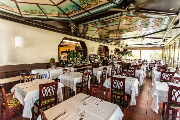 Imagen del bar/restaurante del Hotel 57reshotel Orio. Foto 4