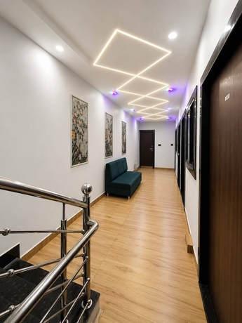 Imagen de los interiores del Hotel 5G. Foto 15