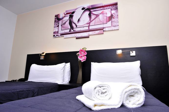 Imagen de la habitación del Hotel 6 Bis. Foto 4