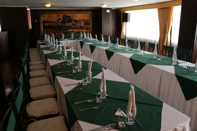 Imagen de los interiores del Hotel 6 De Diciembre. Foto 12