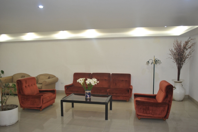 Imagen de los interiores del Hotel 6 De Diciembre. Foto 13