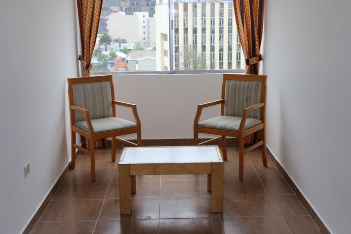 Imagen de los interiores del Hotel 6 De Diciembre. Foto 16