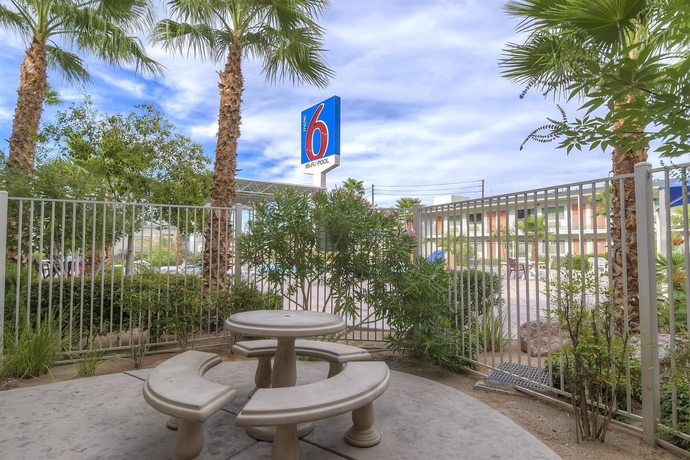 Imagen general del Hotel 6 Las Vegas, Nv - Tropicana. Foto 4