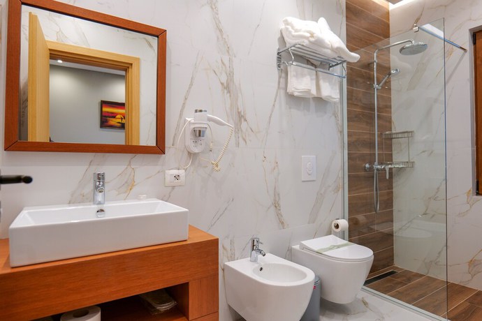 Imagen de la habitación del Hotel 6 Milje. Foto 4