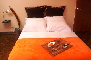 Imagen general del Hotel 6 Suites. Foto 2