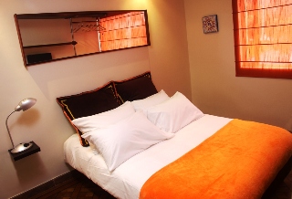 Imagen general del Hotel 6 Suites. Foto 6