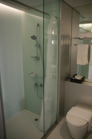Imagen de la habitación del Hotel 60 West Suites. Foto 6