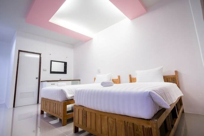 Imagen de la habitación del Hotel 60s Town. Foto 35