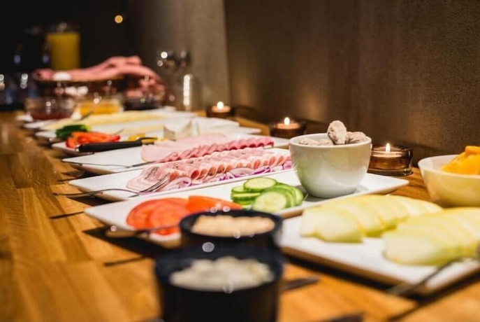 Imagen del bar/restaurante del Hotel 62N Guesthouse - City Center. Foto 7