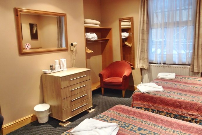 Imagen de la habitación del Hotel 65 & Annexes. Foto 12