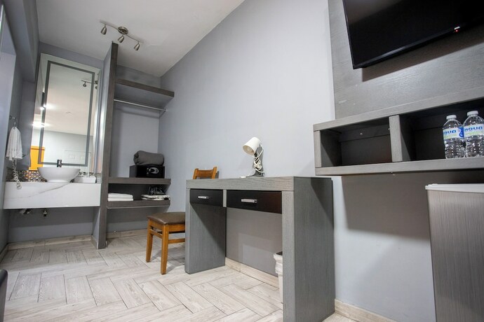 Imagen de la habitación del Hotel 653. Foto 14