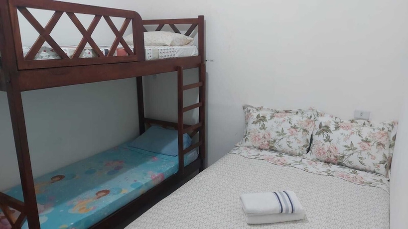 Imagen de la habitación del Hotel 678. Foto 9
