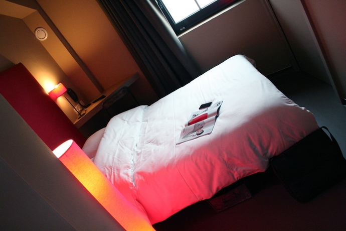 Imagen de la habitación del Hotel 7 Art Cannes. Foto 9