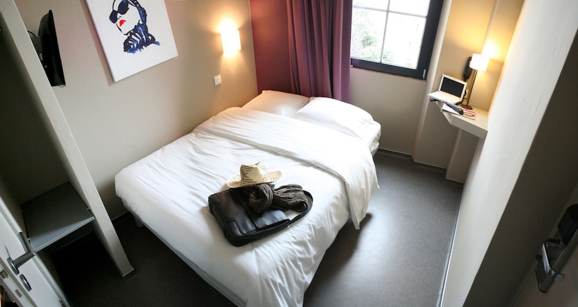 Imagen de la habitación del Hotel 7 Art Cannes. Foto 15