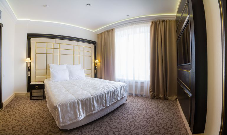 Imagen de la piscina del Hotel 7 Avenue and Spa. Foto 20