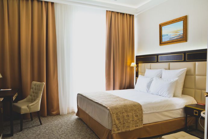 Imagen de la habitación del Hotel 7 Avenue and Spa. Foto 12