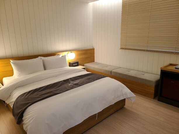 Imagen de la habitación del Hotel 7 Bricks Hotel. Foto 10