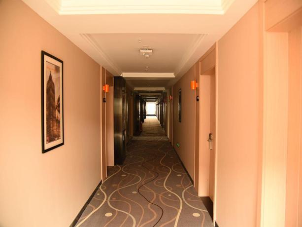 Imagen general del Hotel 7 DAYS PREMIUM CHONGQING BAISHIYI. Foto 1